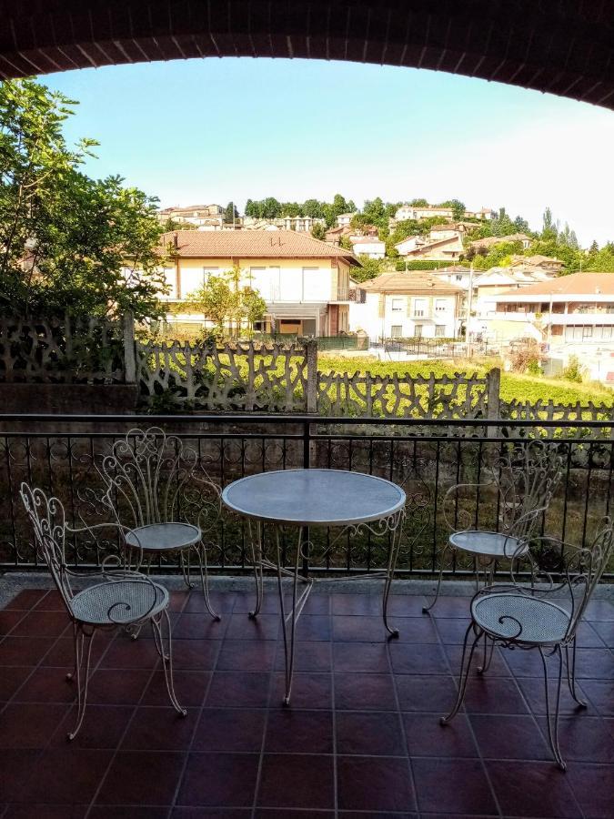 Castagnole delle Lanze Villa Fernando מראה חיצוני תמונה