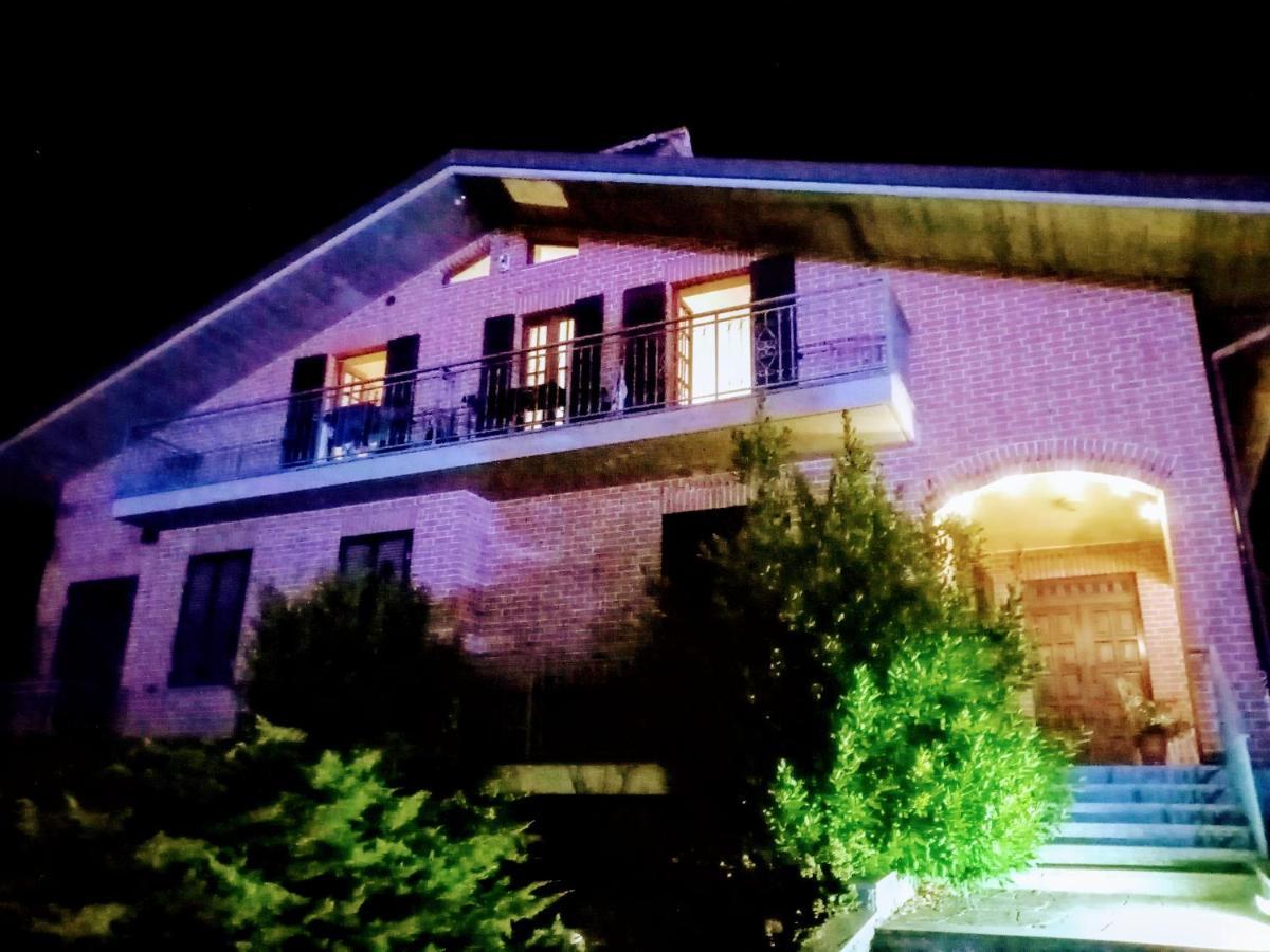 Castagnole delle Lanze Villa Fernando מראה חיצוני תמונה